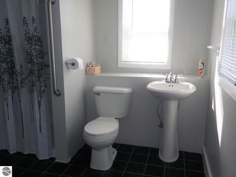 2211 W Baseline Rd, Mount Pleasant, MI 48858 photo 20