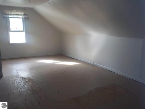 2211 W Baseline Rd, Mount Pleasant, MI 48858 photo 25