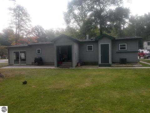 5673 Hammell Beach Rd, Au Gres, MI 48703 photo 3