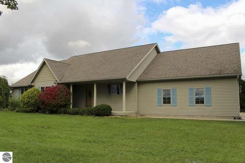 1167 E Blanchard Rd, Shepherd, MI 48883 photo 2