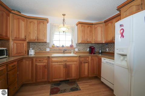 1167 E Blanchard Rd, Shepherd, MI 48883 photo 10