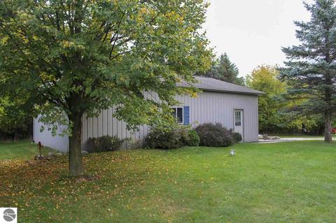 1167 E Blanchard Rd, Shepherd, MI 48883 photo 40
