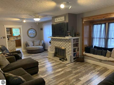 222 E Main St, Manton, MI 49663 photo 8