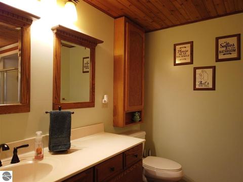 7050 Meredith Grade, Harrison, MI 48625 photo 15