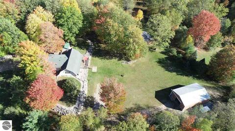 7050 Meredith Grade, Harrison, MI 48625 photo 3