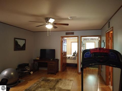 7050 Meredith Grade, Harrison, MI 48625 photo 32