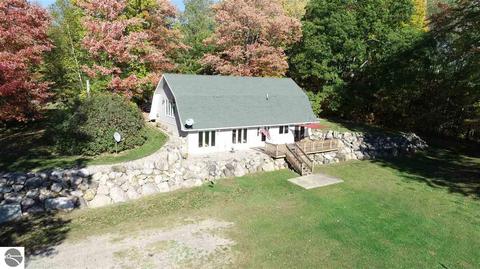 7050 Meredith Grade, Harrison, MI 48625 photo 2