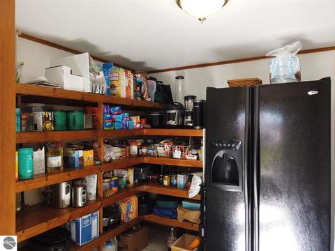 7050 Meredith Grade, Harrison, MI 48625 photo 25