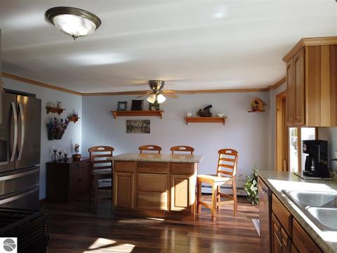 7050 Meredith Grade, Harrison, MI 48625 photo 22