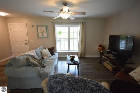 16295 Aletha, Interlochen, MI 49643 photo 6