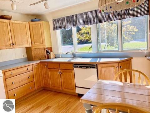 9032 E Lincoln Rd, Cedar, MI 49621 photo 4