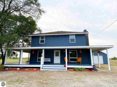 378 N Court St, Au Gres, MI 48703 photo 1