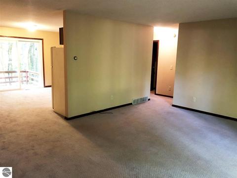 4293 Eagle Crest Dr, Williamsburg, MI 49690 photo 5