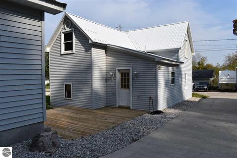 9160 S Nelson Rd, Cedar, MI 49621 photo 3