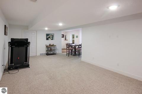 9727 Cushman Ct, Williamsburg, MI 49690 photo 14
