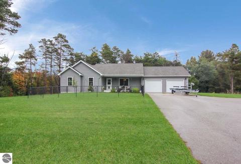 9727 Cushman Ct, Williamsburg, MI 49690 photo 1