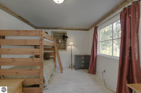 9215 E Lincoln Rd, Cedar, MI 49621 photo 27
