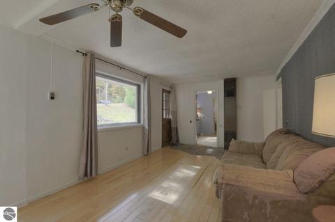 9215 E Lincoln Rd, Cedar, MI 49621 photo 16