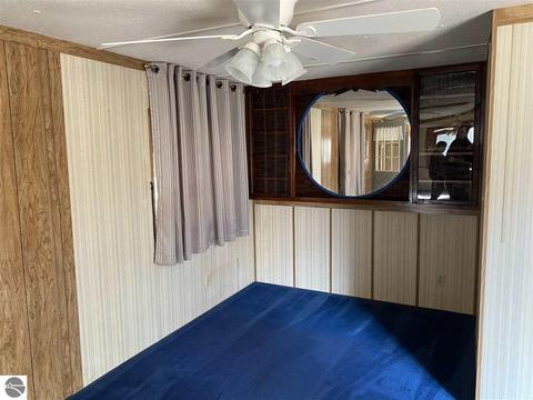 6509 Carpenter Rd, Harrison, MI 48625 photo 7