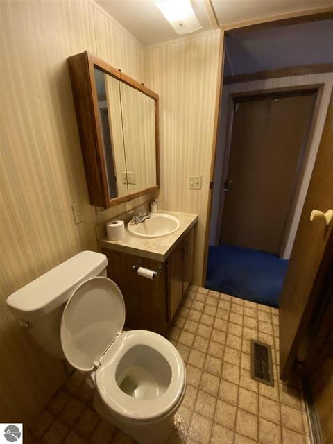6509 Carpenter Rd, Harrison, MI 48625 photo 19