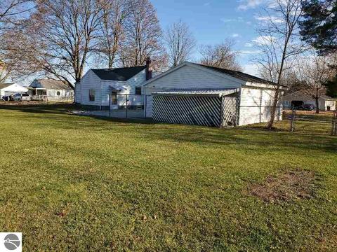 435 N Fourth St, Shepherd, MI 48883 photo 40