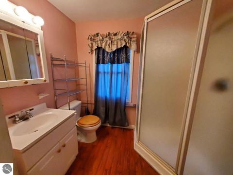 435 N Fourth St, Shepherd, MI 48883 photo 18