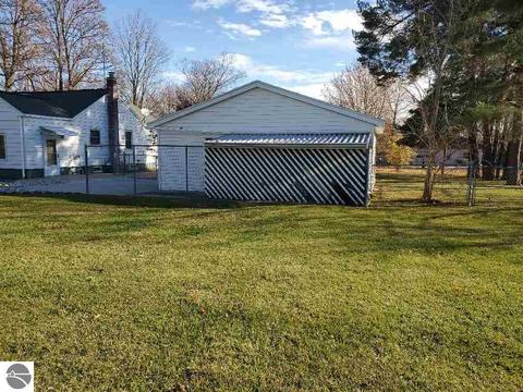 435 N Fourth St, Shepherd, MI 48883 photo 39