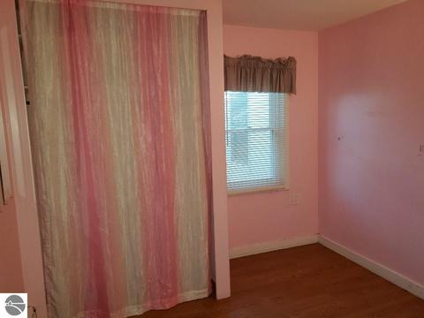435 N Fourth St, Shepherd, MI 48883 photo 14