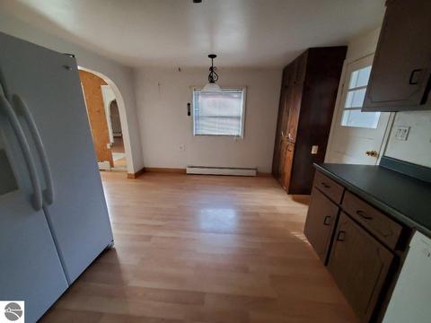 435 N Fourth St, Shepherd, MI 48883 photo 3