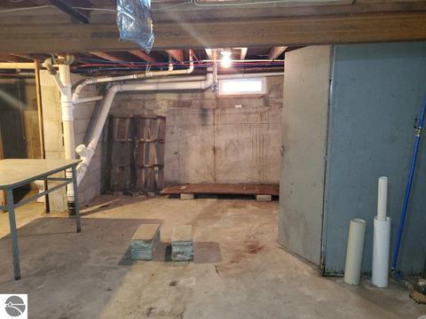 435 N Fourth St, Shepherd, MI 48883 photo 30