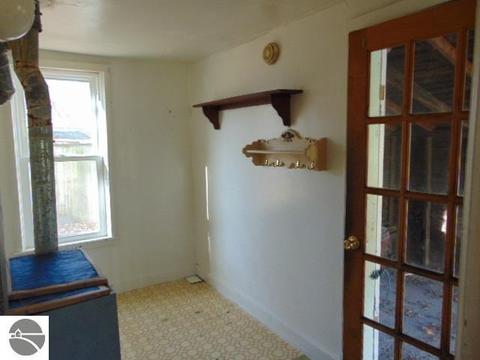 625 E North St, Ithaca, MI 48847 photo 22