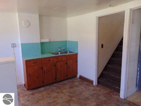 625 E North St, Ithaca, MI 48847 photo 6
