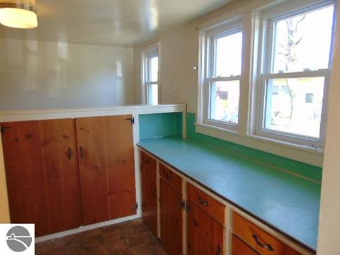 625 E North St, Ithaca, MI 48847 photo 9