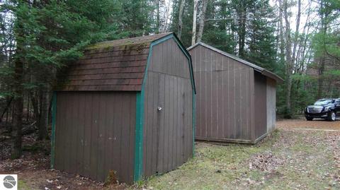10761 Mohawk Trl, Roscommon, MI 48653 photo 22