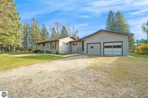3527 E Mill Rd, Grawn, MI 49637 photo 5