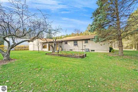 3527 E Mill Rd, Grawn, MI 49637 photo 26