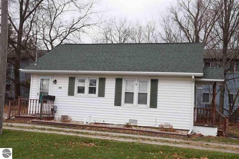 506 Wright Ave, Alma, MI 48801 photo 1