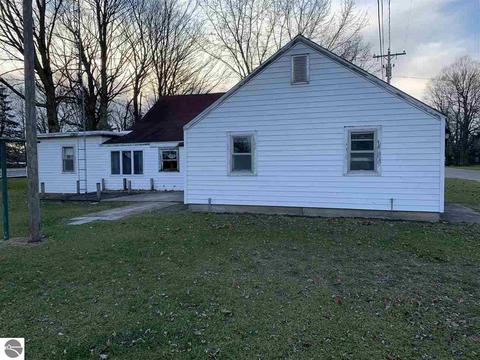 1052 Lynn St, Sumner, MI 48889 photo 28