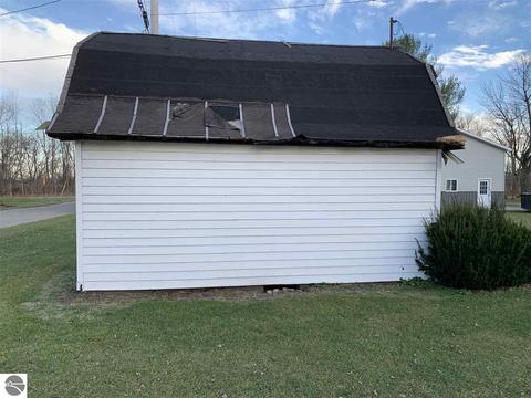 1052 Lynn St, Sumner, MI 48889 photo 29