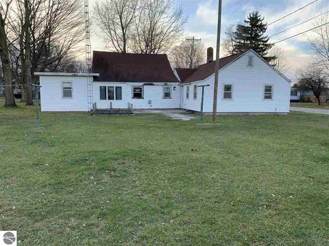 1052 Lynn St, Sumner, MI 48889 photo 31