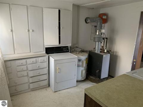 1052 Lynn St, Sumner, MI 48889 photo 25
