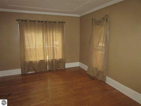 901 E Chippewa St, Mount Pleasant, MI 48858 photo 10