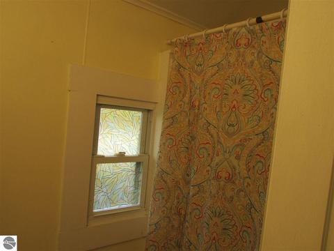 901 E Chippewa St, Mount Pleasant, MI 48858 photo 32