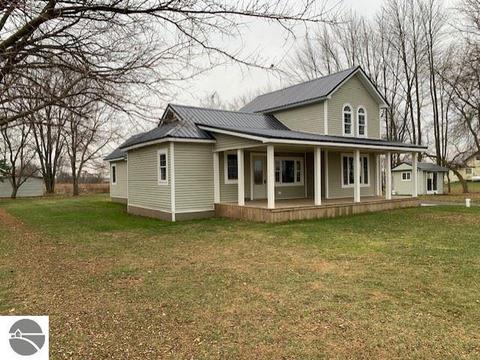 813 S Croswell Rd, Ithaca, MI 48847 photo 15