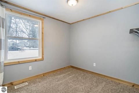 9596 Circle Dr, Interlochen, MI 49643 photo 15