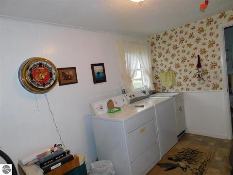 2326 Bay Ridge Dr, Au Gres, MI 48703 photo 11
