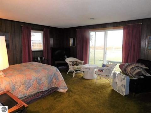 2326 Bay Ridge Dr, Au Gres, MI 48703 photo 9