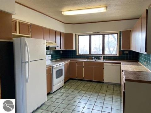 301 E Bremer St, Cadillac, MI 49601 photo 18