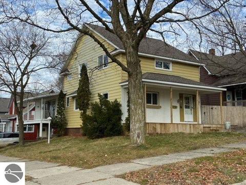 301 E Bremer St, Cadillac, MI 49601 photo 2