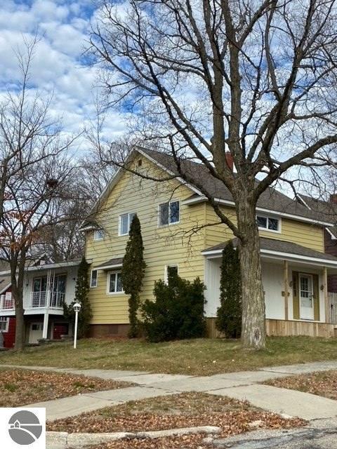301 E Bremer St, Cadillac, MI 49601 photo 3